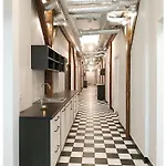 Hostel Moho Xl *