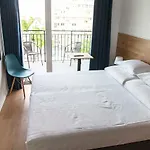 Hostel Moho Xl