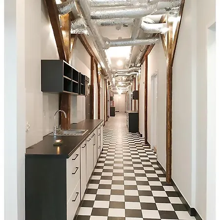 Hostel Moho Xl *